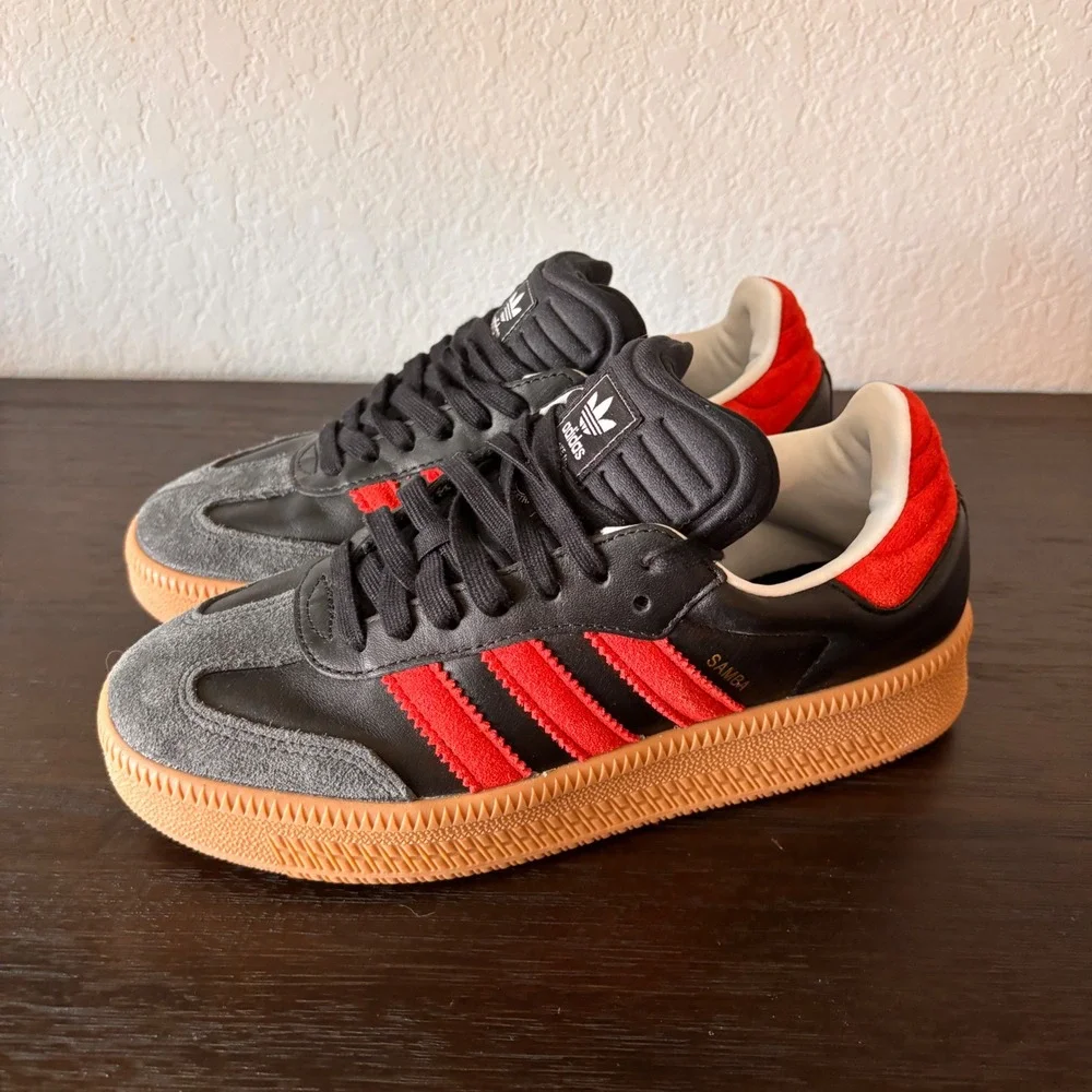 Adidas Sneakers Samba RM 6.5 Leather Suede Black Red Gum Sole Blokecore Retro